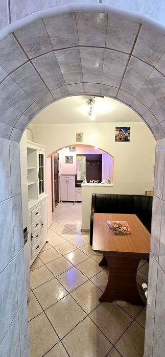 Închiriez apartament  cu 2 camere Obcini