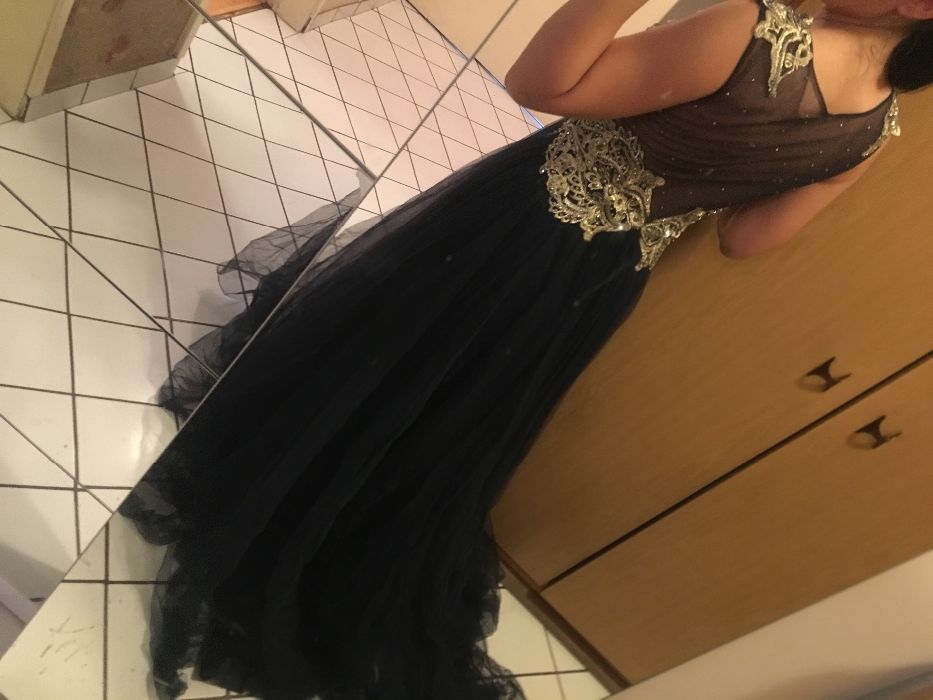 Дизайнерска арабска рокля промоция