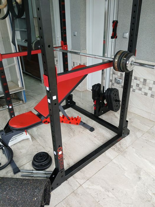 Уникална Фитнес клетка, скрепец, лост, тежести, гумена стелка, стойки