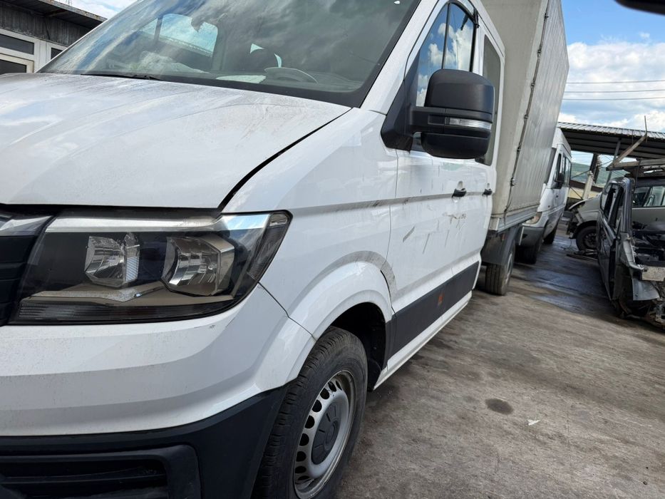 Dezmembrez Volkswagen caracter 2.0