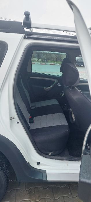 Dacia Duster 1,6 benzină + gpl