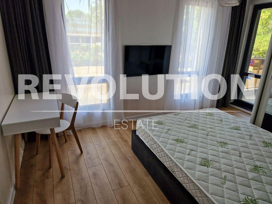 Дава се под наем Двустаен апартамент в Пловдив, Младежки Хълм - 65 кв.м за 548.25 € - Снимка #4