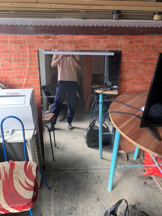 Зеркало б/у но в отличном состоянии