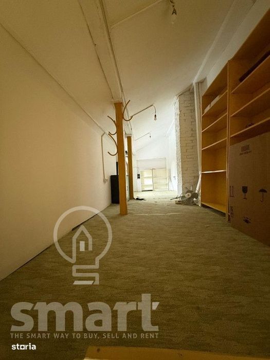 Casa in centrul istoric cu spatiu comercial si parcare proprie Zona 0