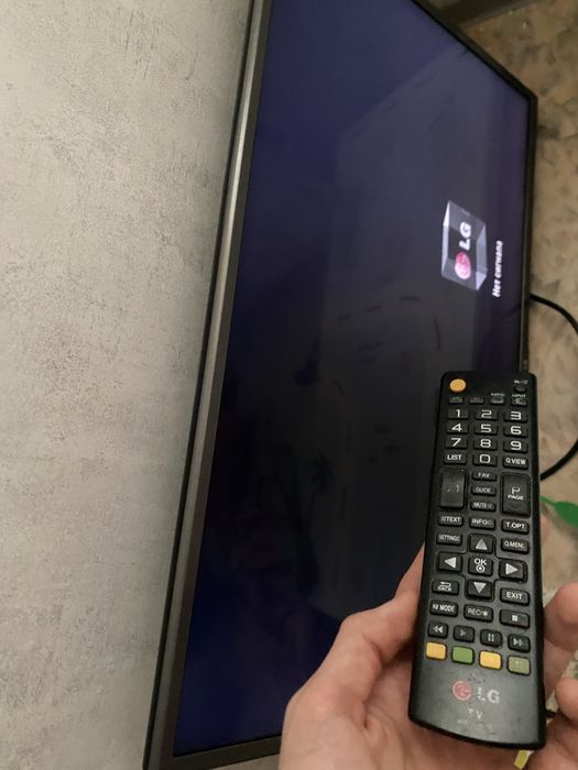 Телевизор LG (не смарт)