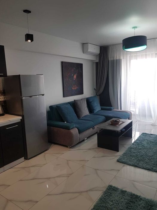 Inchiriez apartament Mamaia zona Rex