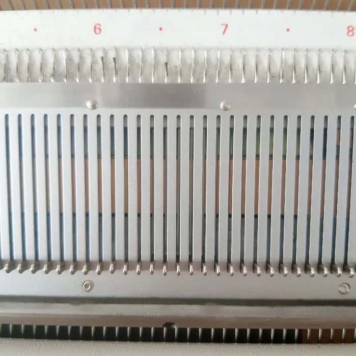 Вязальная машина Silver Reed SRP 50