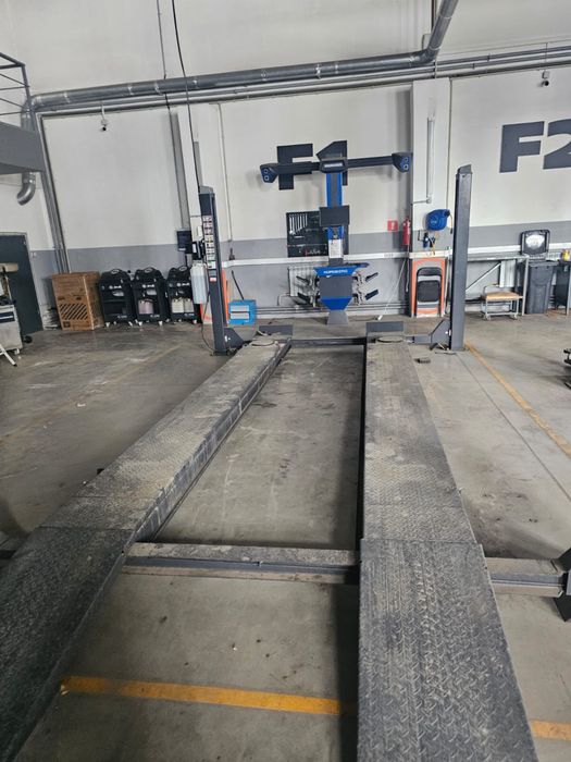 Стенд для развал- схождения