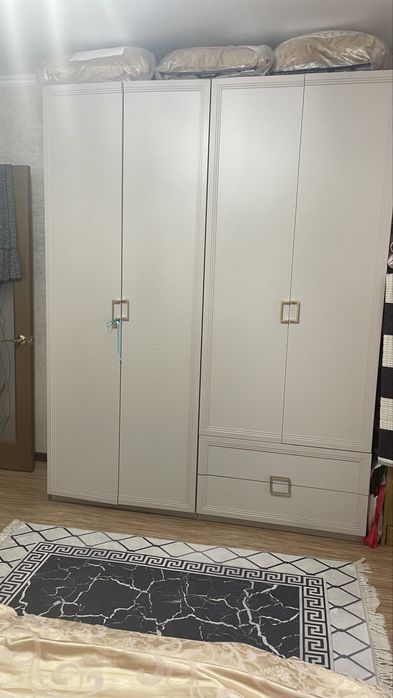 Продам спальный гарнитур