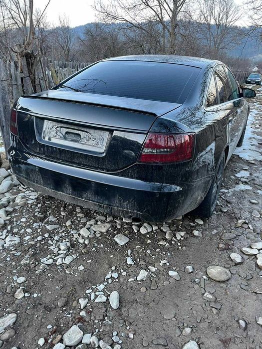 Vând audi A6 c6 3.0