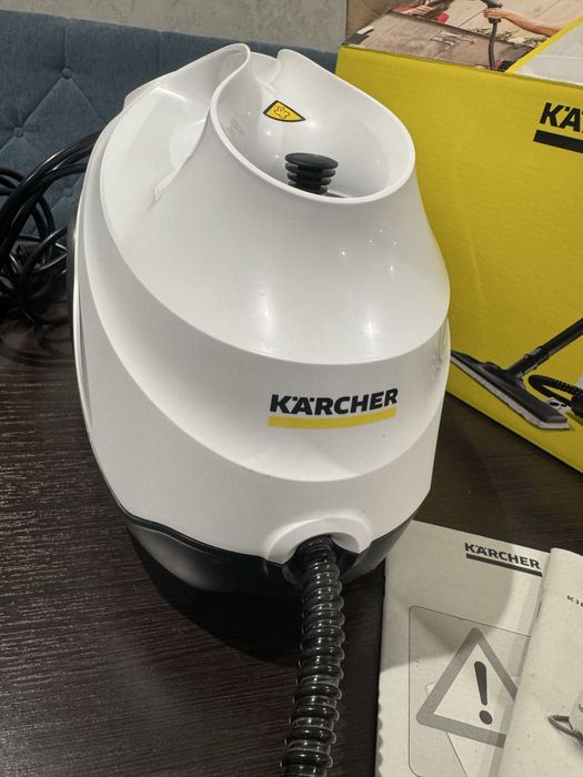 Пароочиститель KARCHER SC 3