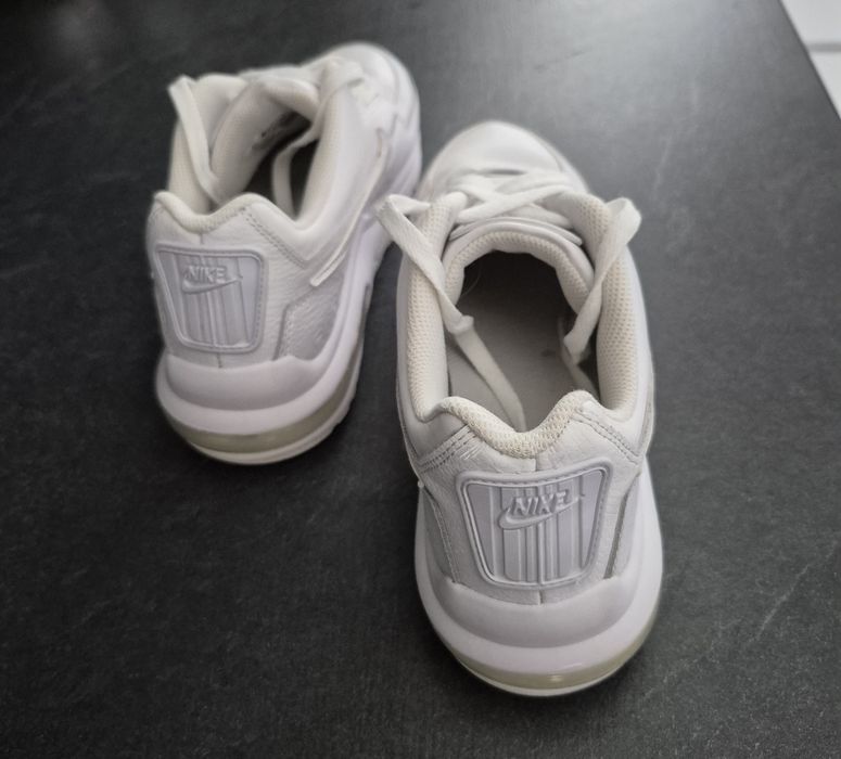 Adidasi Nike Air Max 42.5