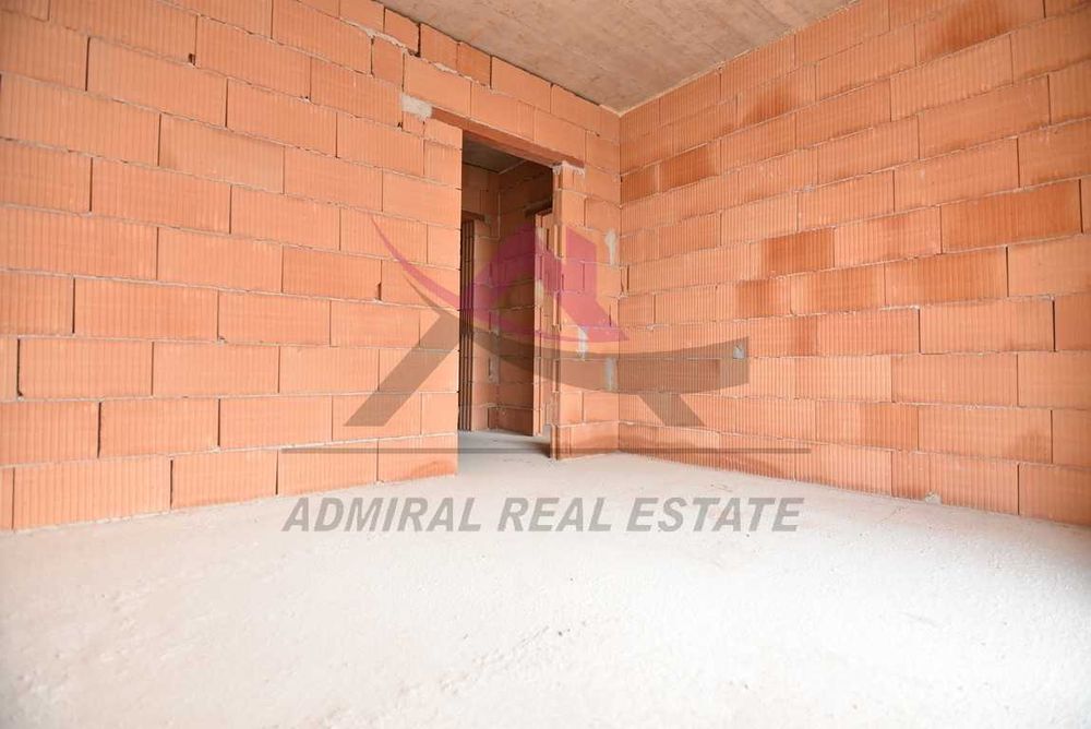 Продава се Двустаен апартамент в Варна, Възраждане 3 - 61 кв.м за 878 €/кв.м - Снимка #4