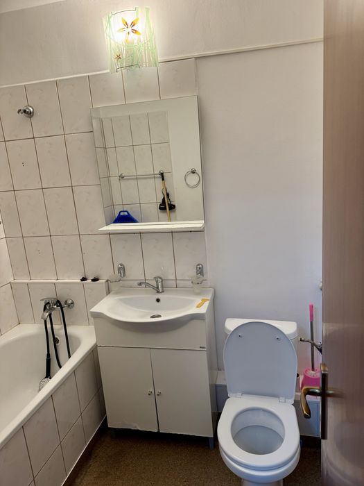 Proprietar inchiriez Garsoniera moderna Soseaua Garii Catelu- sector 3