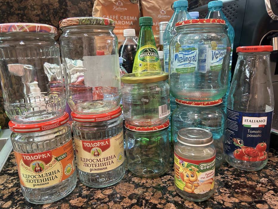 Подарявам стъклени буркани