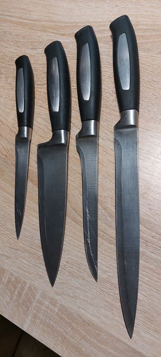 Набор кухонных ножей