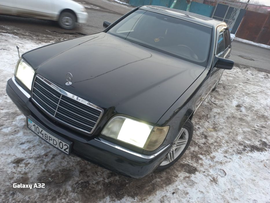 Срочно продам мерседес 140