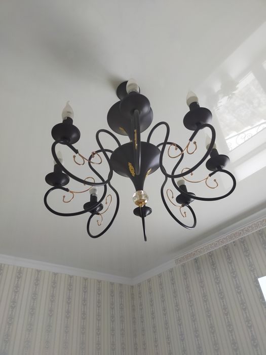 Люстра комнатная