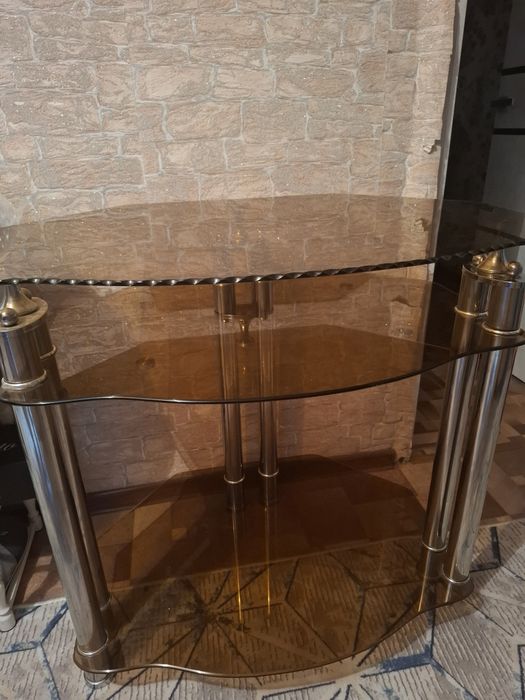 Продам стеклянный столик