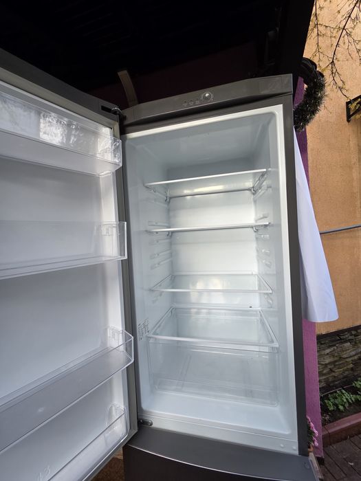 Хладилник Самсунг