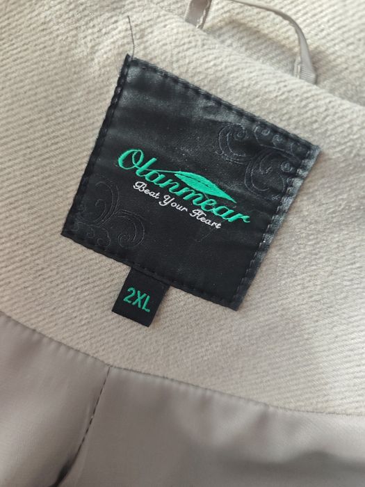 Продам пальто демисезонное