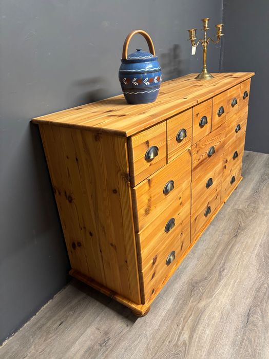 Comoda rășinoase 15 sertare