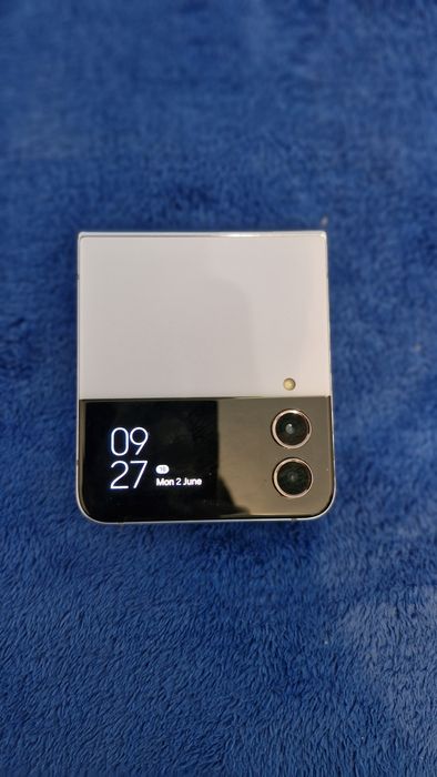 PENTRU PIESE: 2telefoane+2tablete DESCRIERE!