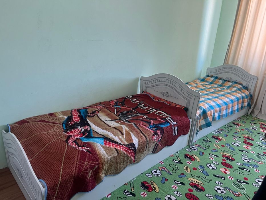 Продам кровать с матрасом