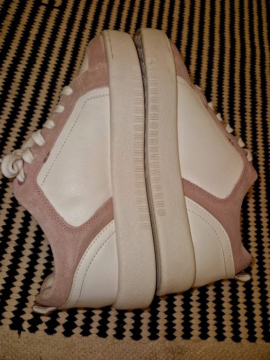 Next signature 36 piele