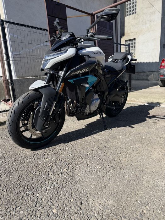 De vanzare Cfmoto 675NK.Nu accept schiburi