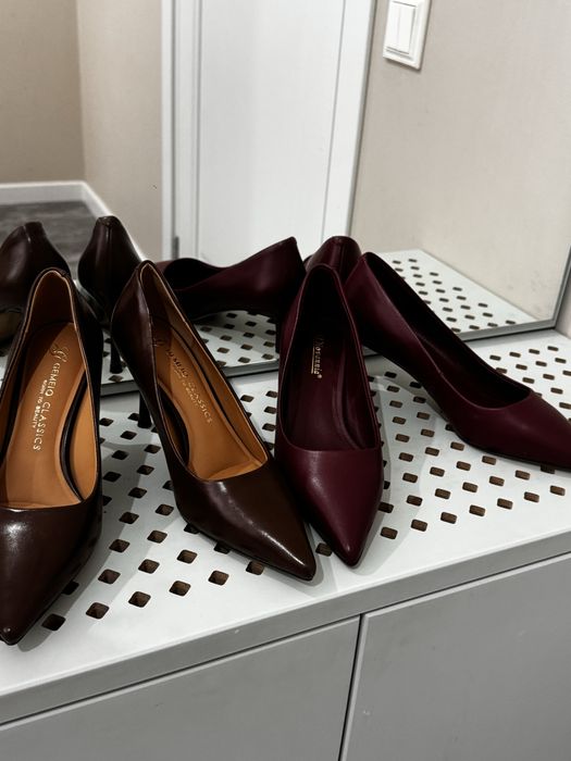 Туфли 35 р сатылады