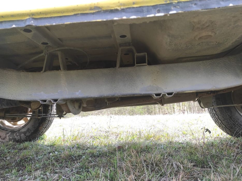 Suzuki samurai sj410