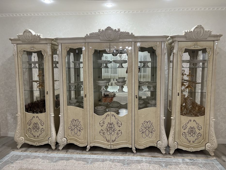 Серванты для гостиной