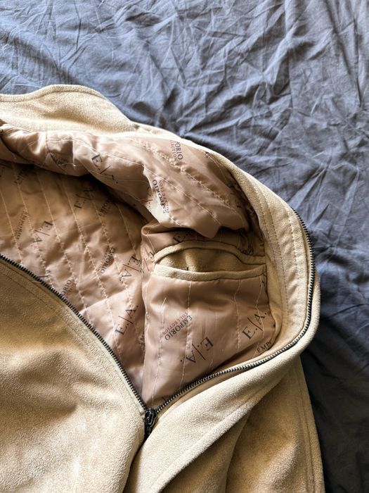 E.A. Emporio бежово яке велурен ефект размер L/XL