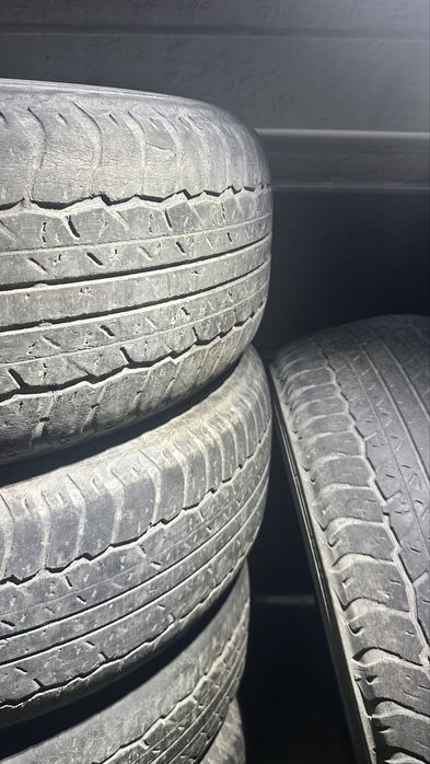 Dunlop 265/65/17 , 285/50/R20