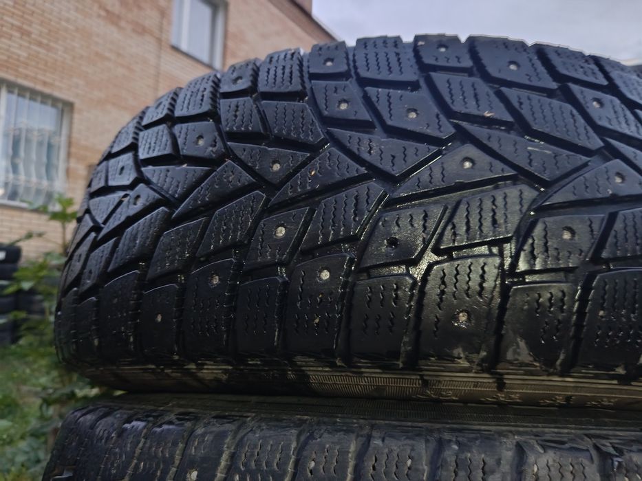 Dunlop 225 65 Р17 комплект