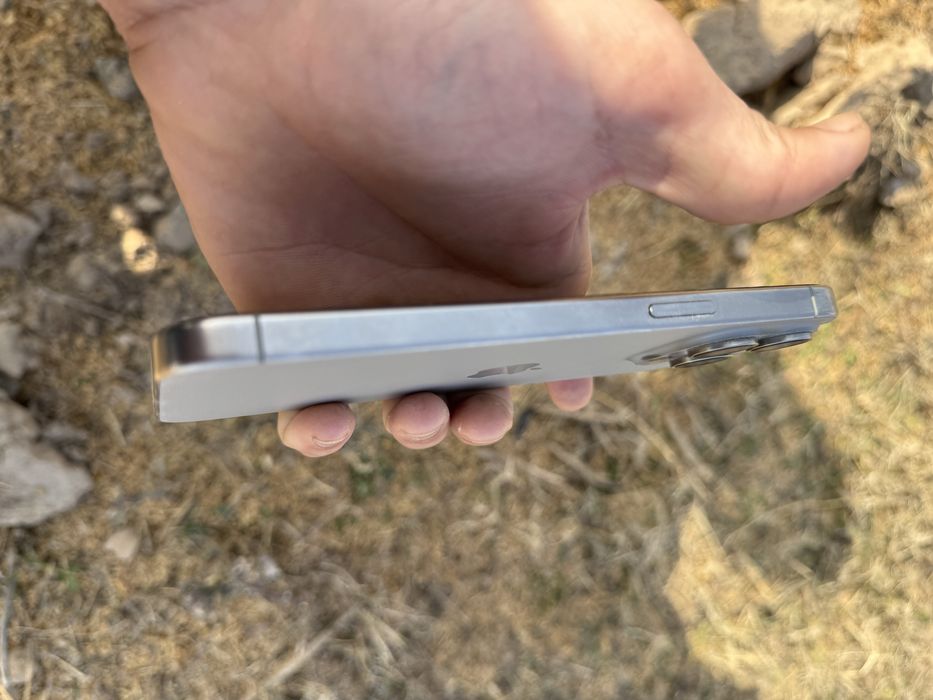 Iphone 15pro max 256gb natural titan ideyal xolatda