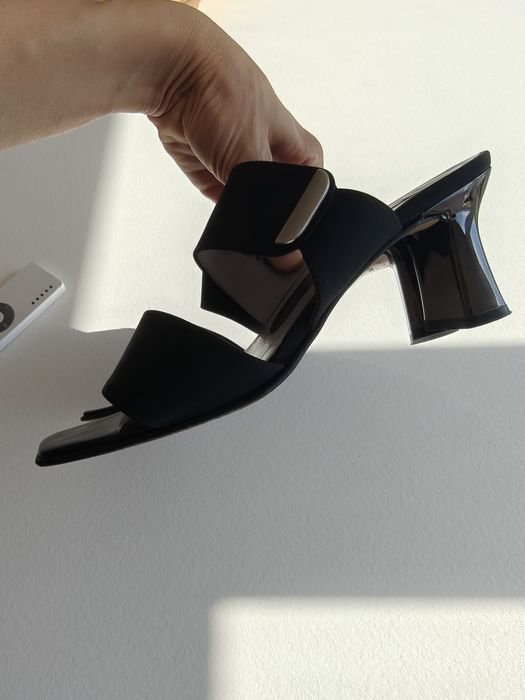 Peter Kaiser mules saboti