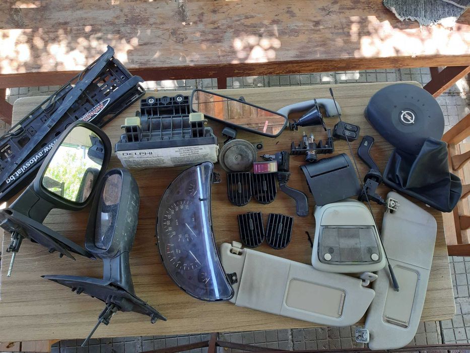 `Части от Опел корса  1.7 дизел 2001г.