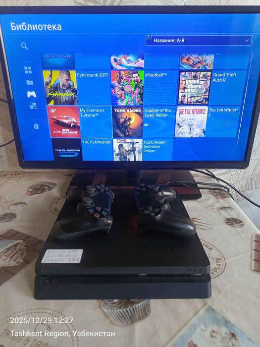 Ps4 slim 1TB v:13.02 официальный с купленные играми