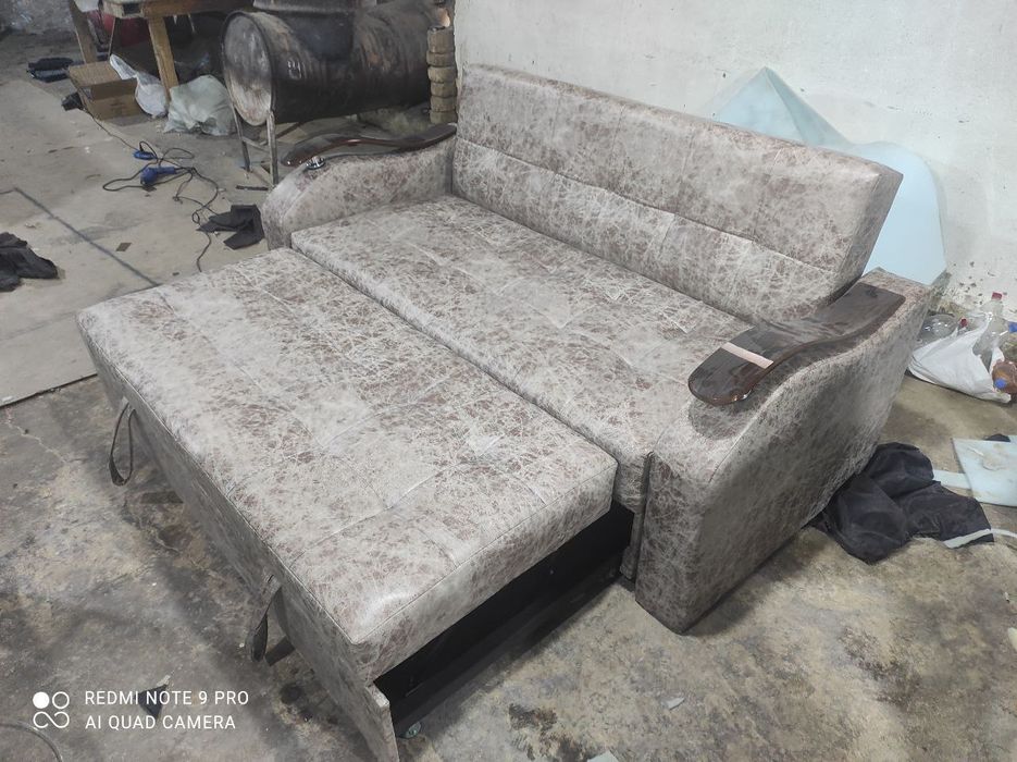 Раскладной диван кровать прямой от производителя