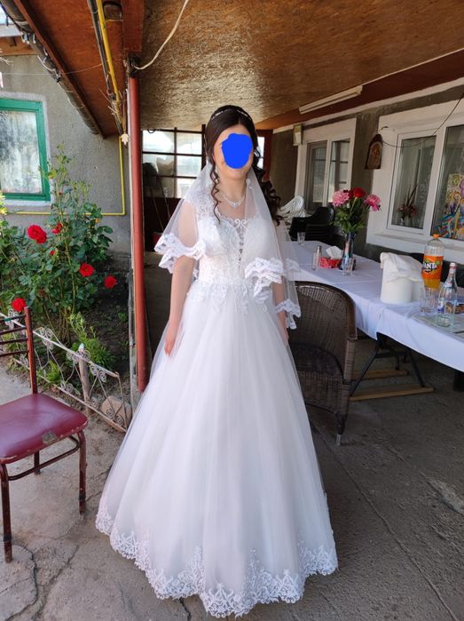 Vand rochie de mireasa