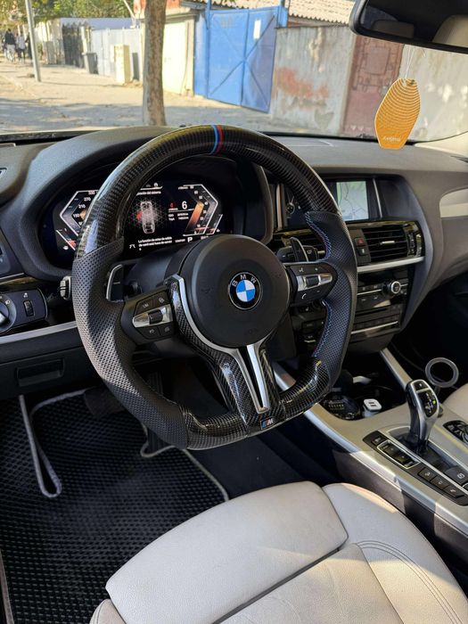 Volan BMW Carbon F10/F30/F01/F15/F16/F32/F25/F36/F20 etc Montaj Inclus