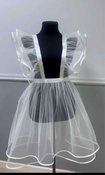 Школьный фартук.