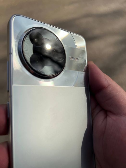 Poco F7 Pro Flagman