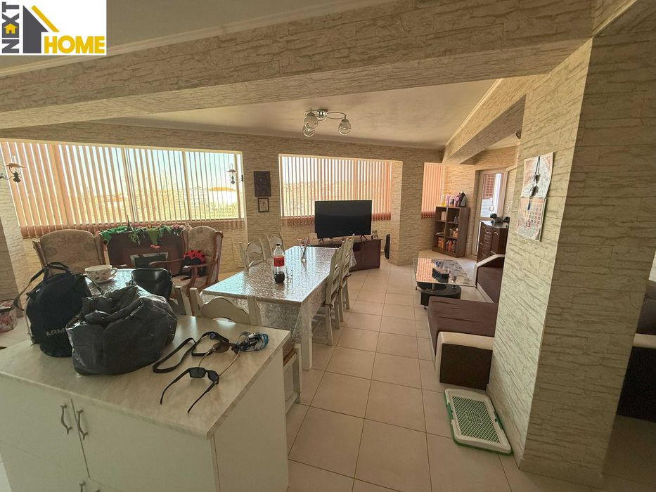 Продава се Тристаен апартамент в Асеновград - 115 кв.м за 1131 €/кв.м - Снимка #2