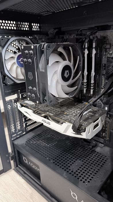 PC - i5-10400, 16GB RAM, GTX 1070 dual, alimentare 650W, carcasa Aqirys, RGB - fara SSD/HDD