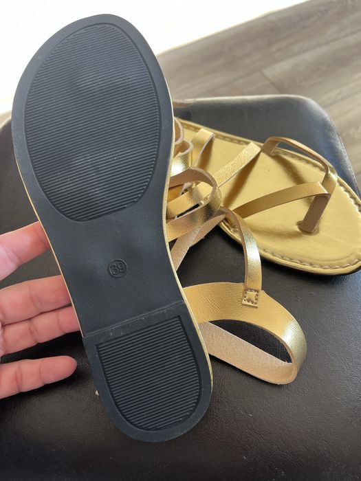 Дамски.    сандали