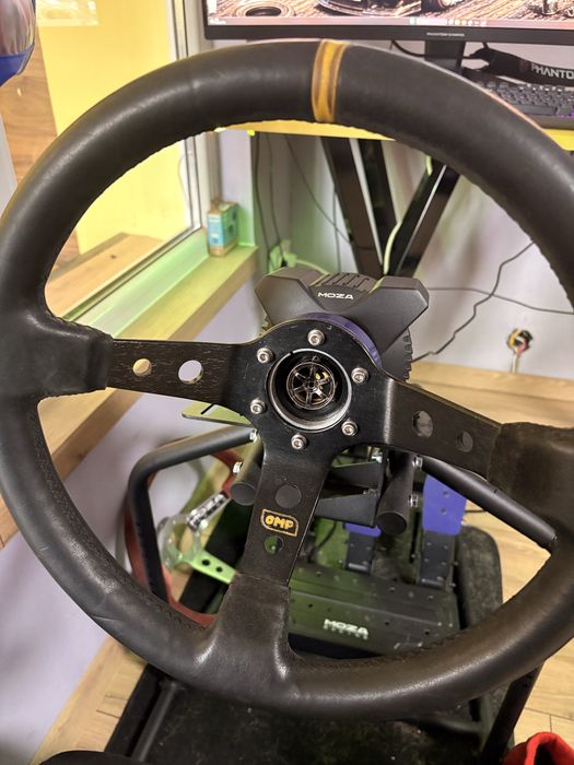 Moza r3 + Next Level GT Racer 2.0