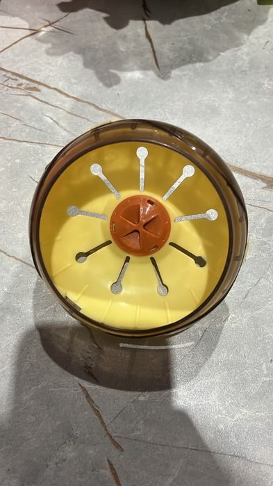 продам клетку с колесом